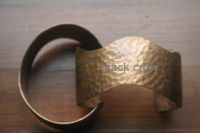 armband wave gehamerd koper